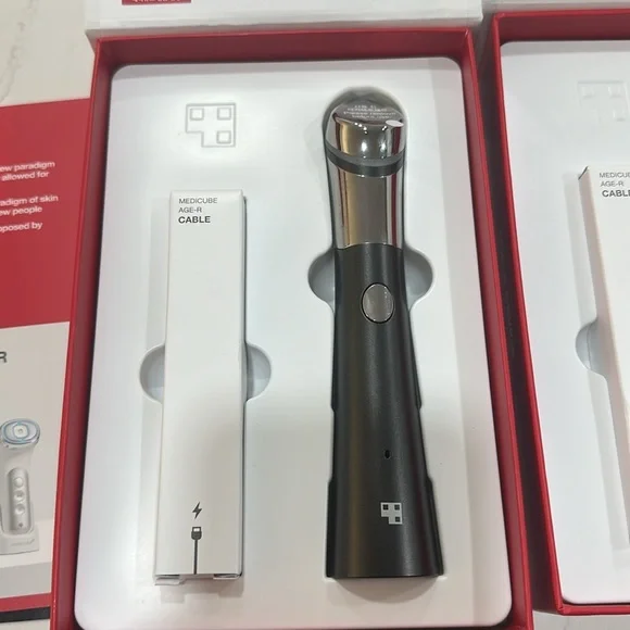 Medicube Age R Booster and Age R ATS air shot